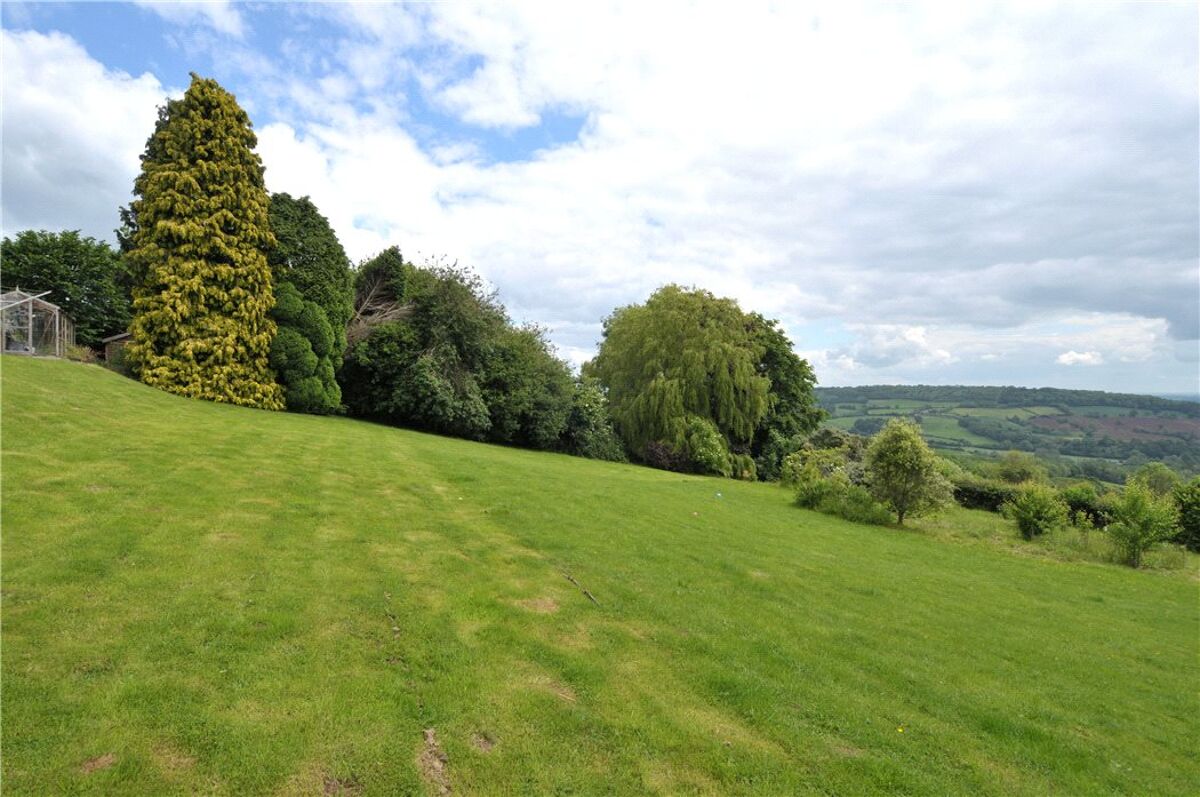 house for sale in Warwick Ridge, Old Road, CliftononTeme, Worcester