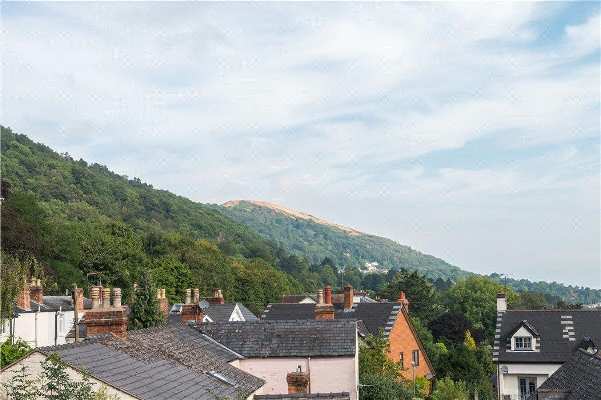 house for sale in Green Lane, Malvern, Worcestershire, WR14. WRC140234 Knight Frank
