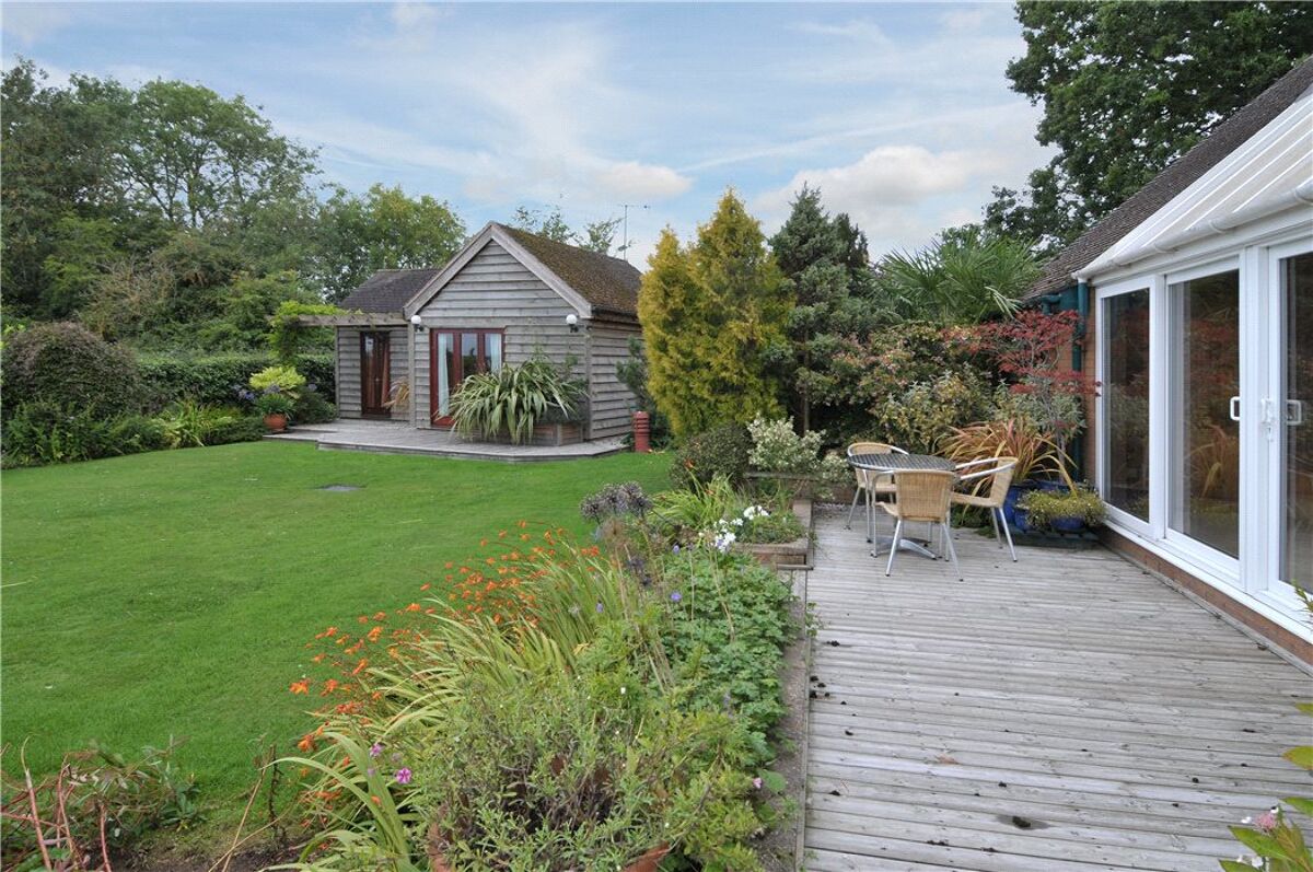 house for sale in White Gates, Wichenford, Worcester, Worcestershire