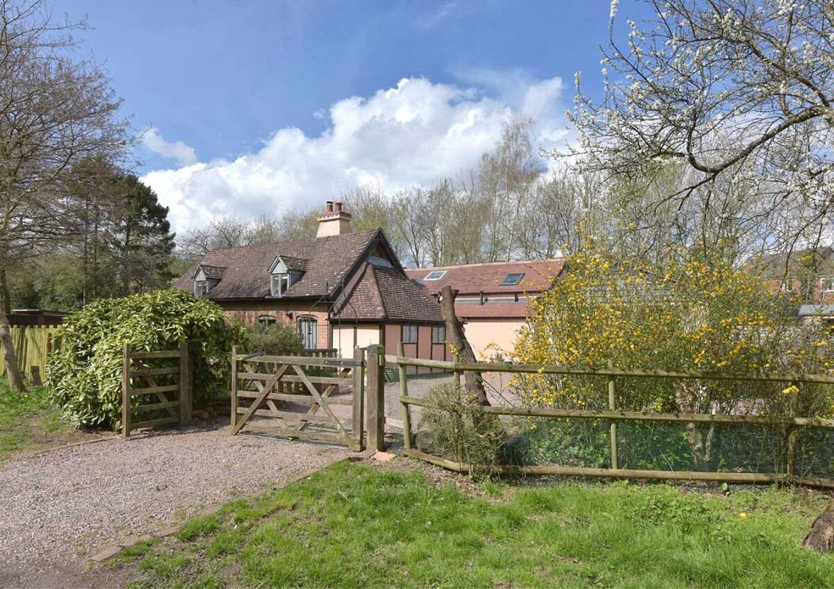 house for sale in Trotshill Lane West, Worcester, Worcestershire, WR4