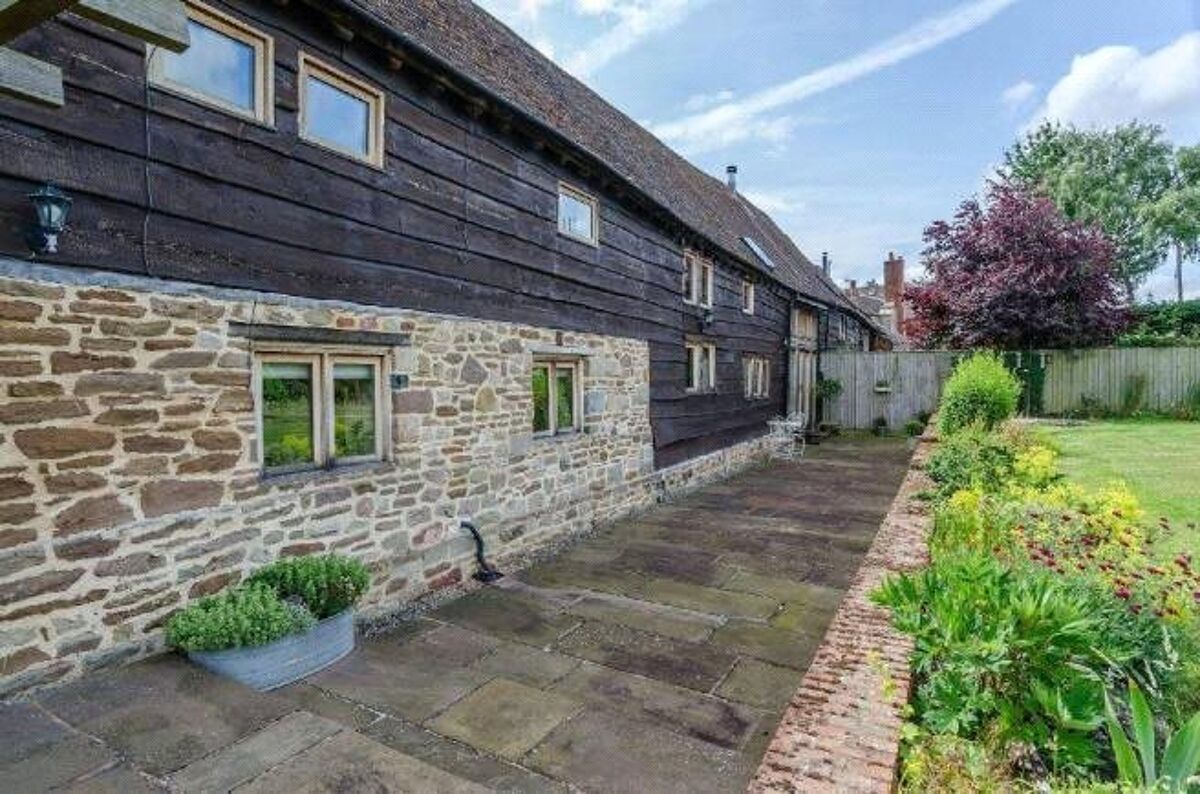 house for sale in Nashend Farm, Bosbury, Ledbury, HR8 WRC160279 Knight Frank