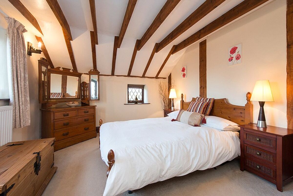 house for sale in Trench Lane, Oddingley, Droitwich Spa, Worcestershire