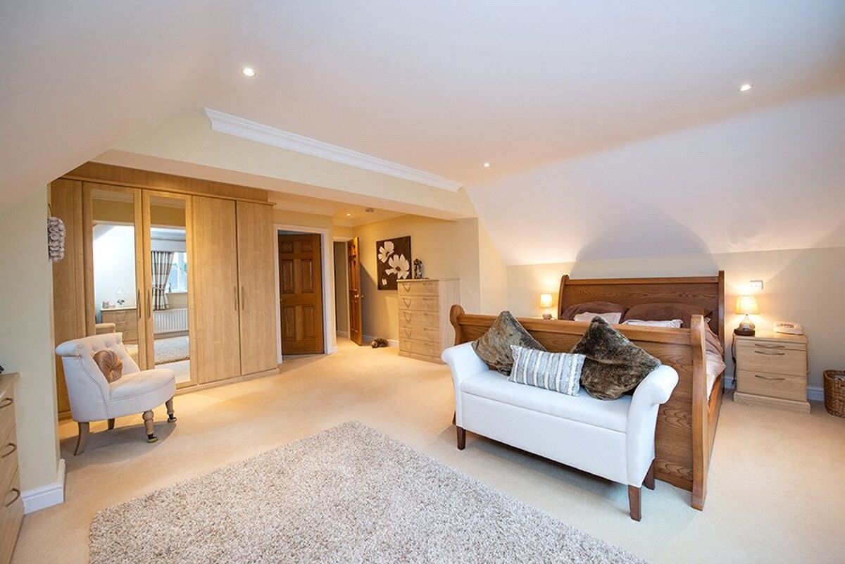 house for sale in Drayton Grove, Stourbridge, West Midlands, DY9