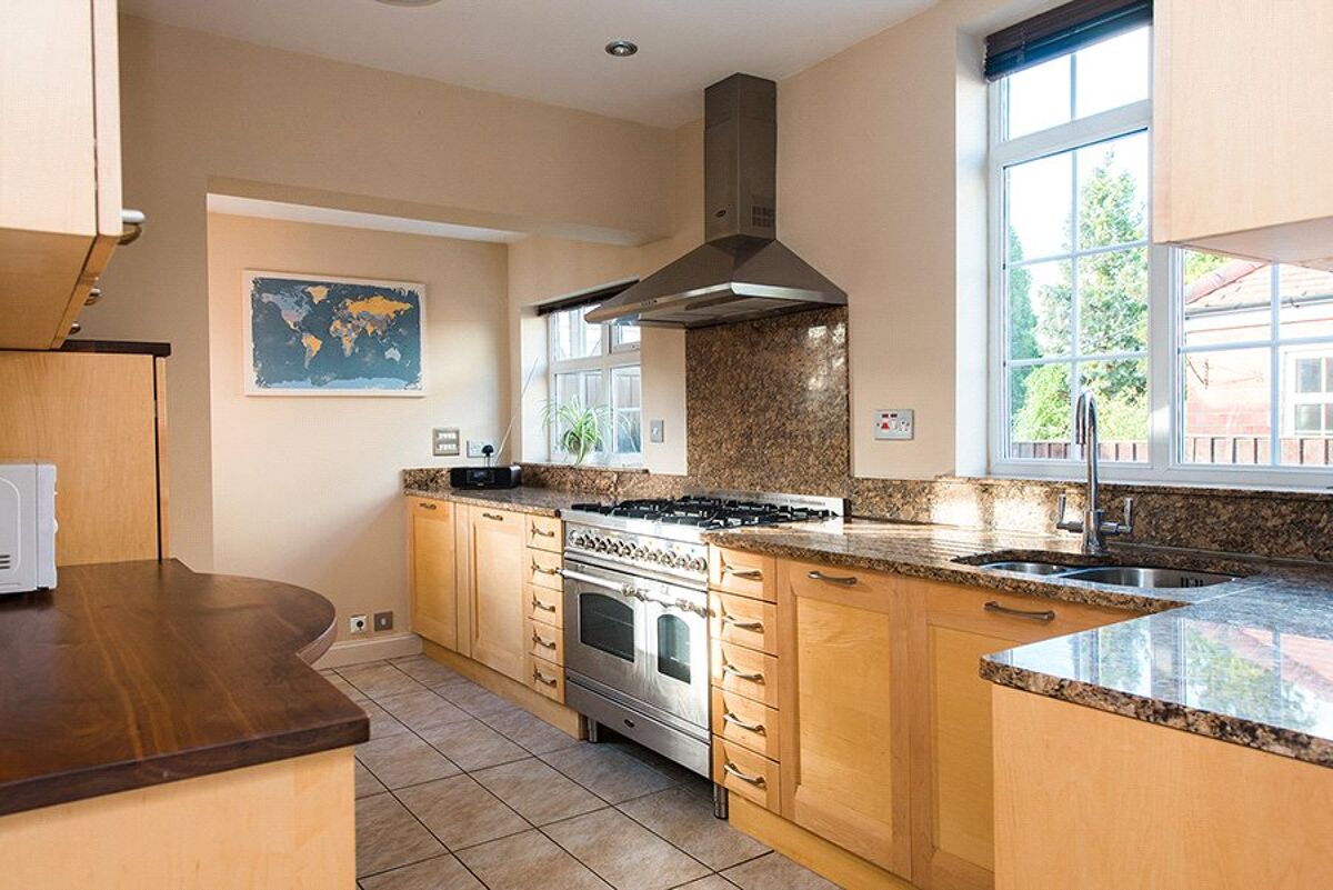 house for sale in Battenhall Road, Worcester, Worcestershire, WR5