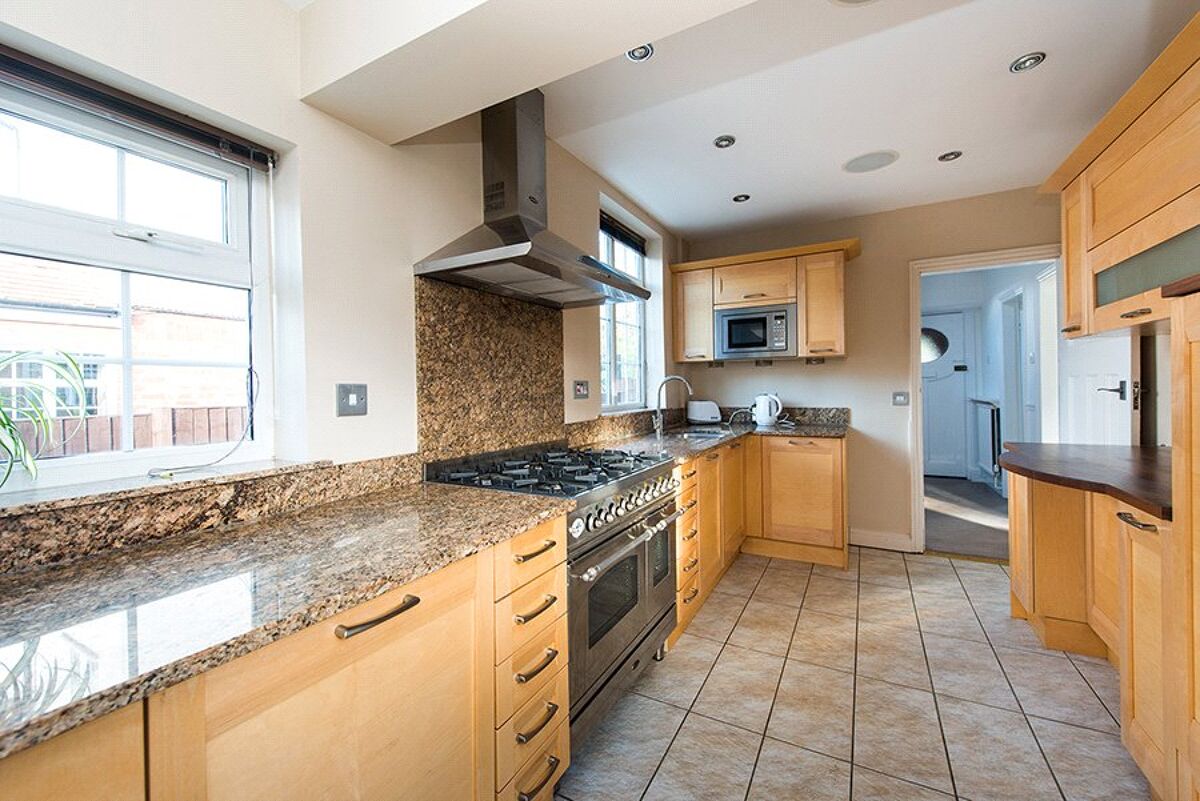 house for sale in Battenhall Road, Worcester, Worcestershire, WR5