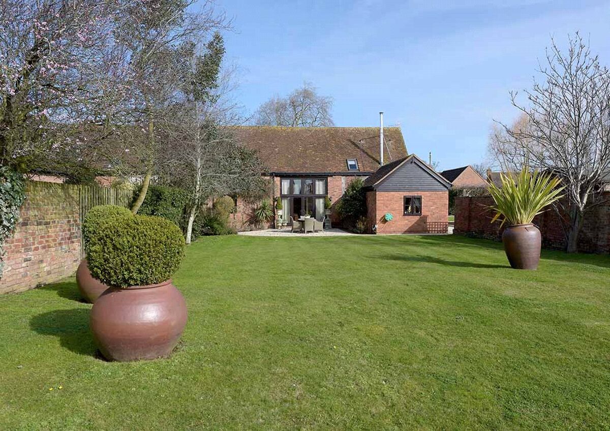 house for sale in Quay Lane, Hanley Castle, Worcestershire, WR8