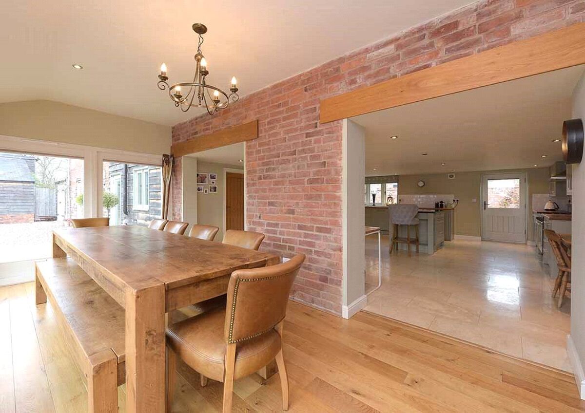 house for sale in Town House Court, Madley, Hereford, HR2 WRC180069