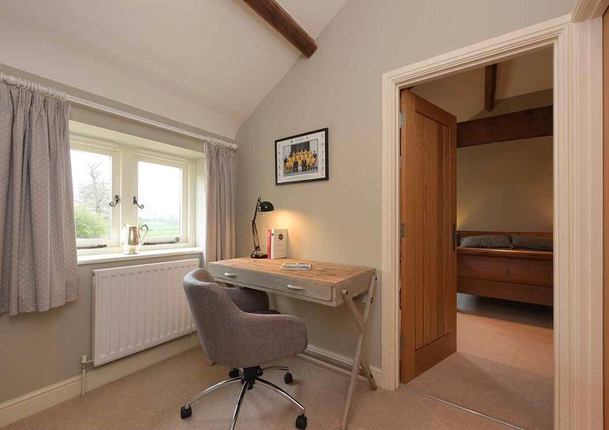 house for sale in Town House Court, Madley, Hereford, HR2 WRC180069