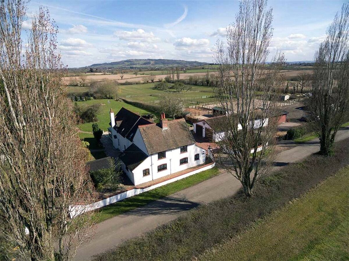 house for sale in Baughton Lane, Earls Croome, Worcester