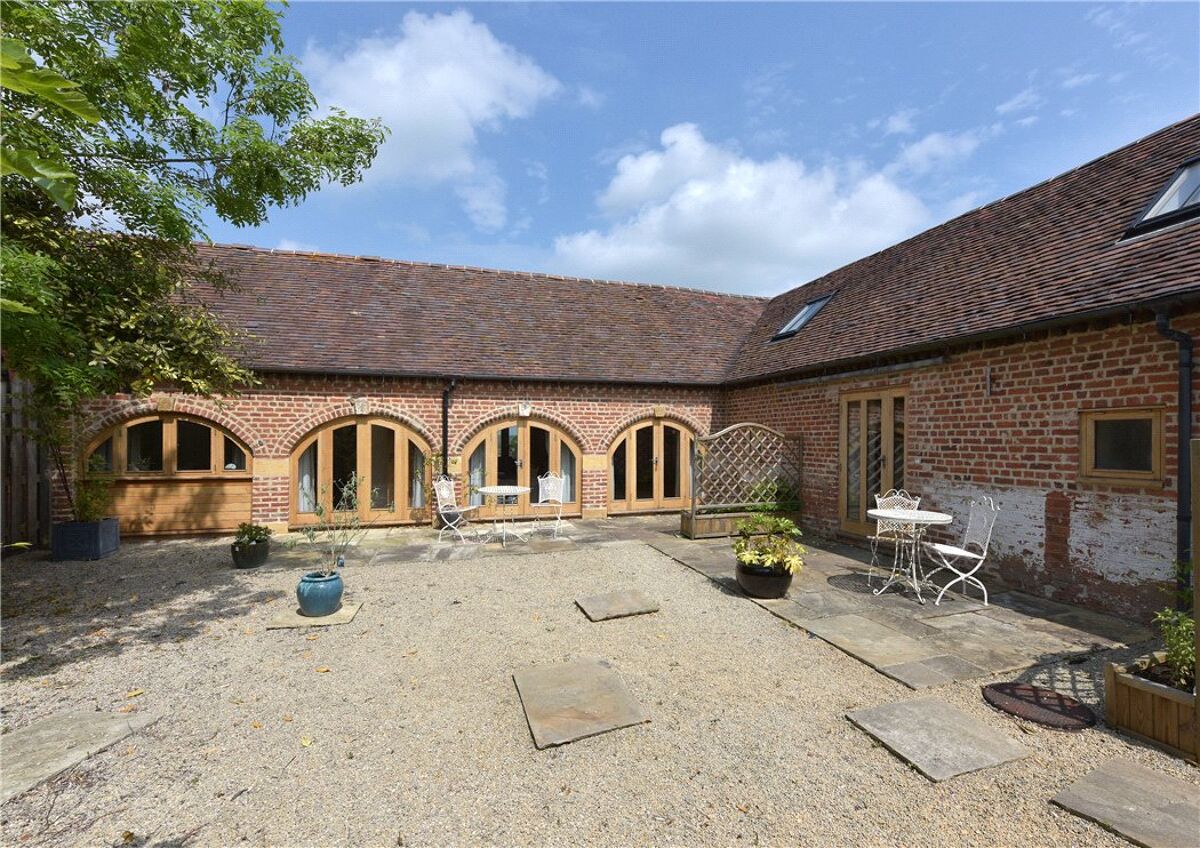 house for sale in Sheriffs Lench, Evesham, Worcestershire, WR11