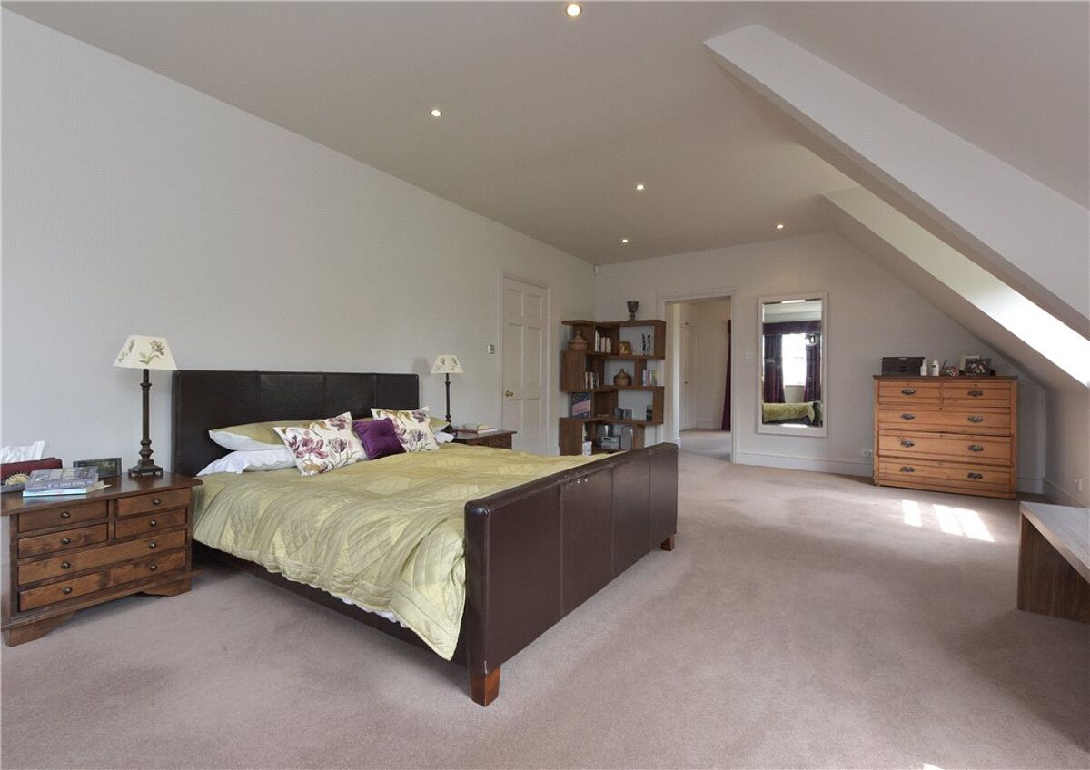 house for sale in Sheriffs Lench, Evesham, Worcestershire, WR11