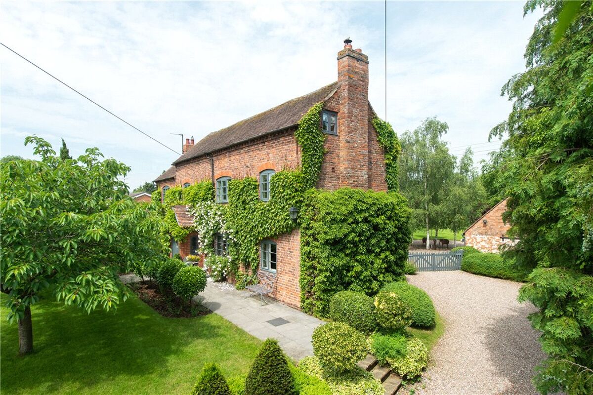 house for sale in Uckinghall, Tewkesbury, Worcestershire, GL20