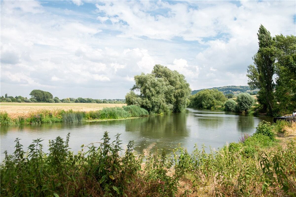 house for sale in Crown Court, Church Street, Eckington, Worcestershire