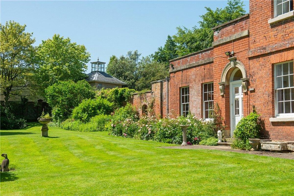 house for sale in Sherford Street, Bromyard, HR7 WRC190019 Knight Frank