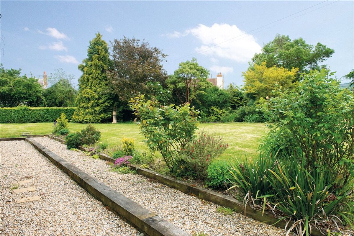 house for sale in Great Comberton, Pershore, WR10 WRC190030 Knight