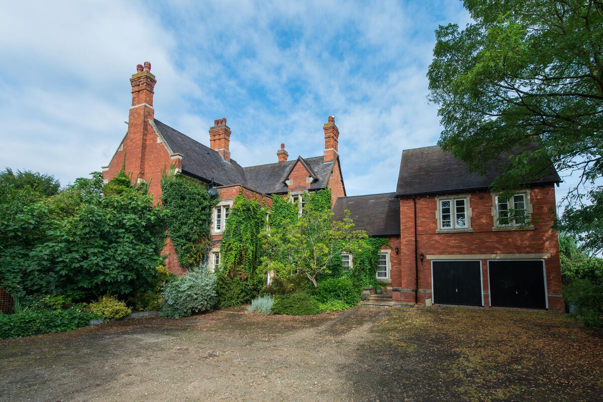 house for sale in Vicarage Lane, Claines, Worcester, Worcestershire