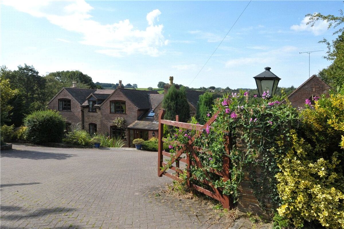 house for sale in Ranters Bank, Far Forest, Kidderminster