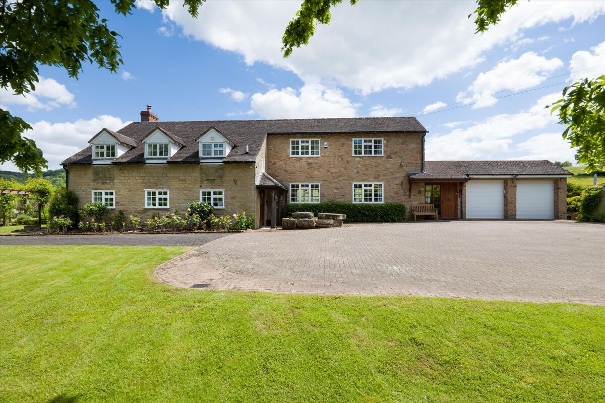 cottage for sale in Cradley, Malvern, WR13. WRC190138 Knight Frank