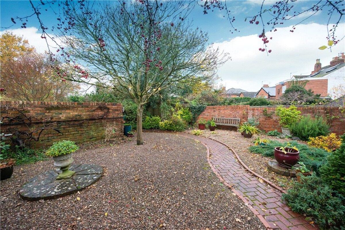 house for sale in Priest Lane, Pershore, Worcestershire, WR10