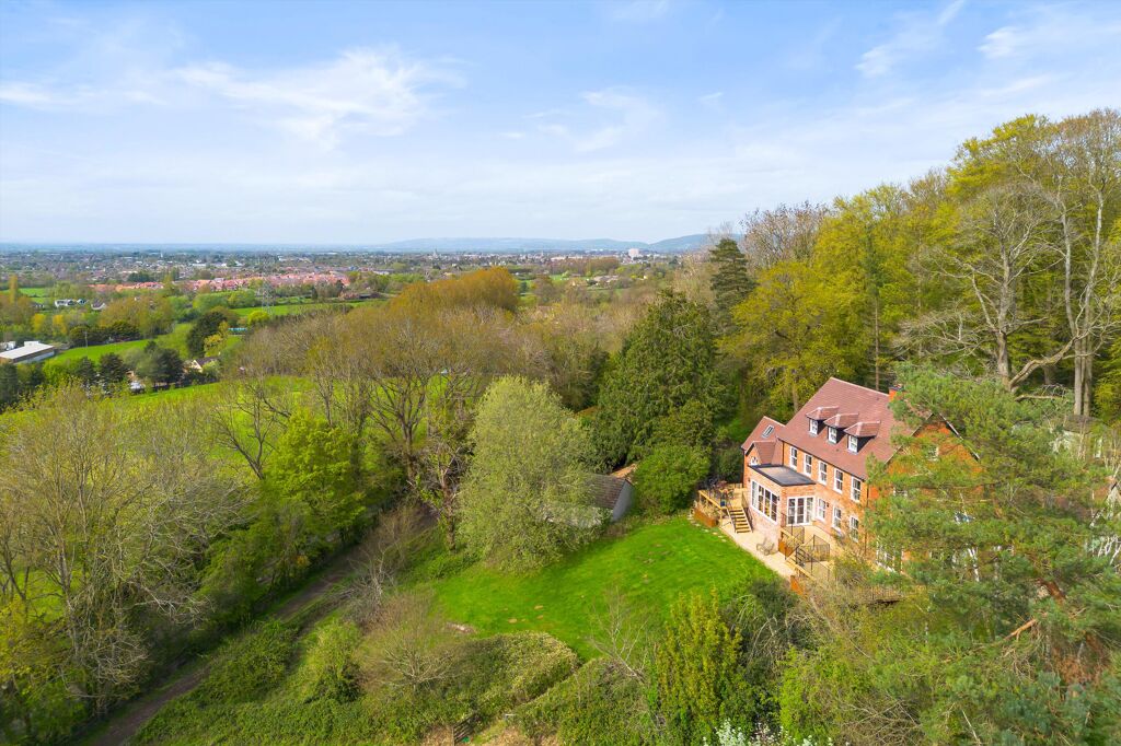 Image of Crippetts Lane, Leckhampton, Cheltenham, Gloucestershire GL51