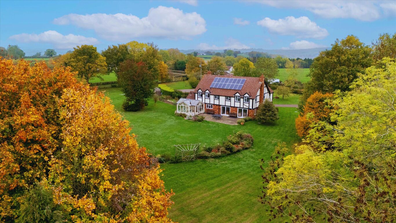 Image of Over Old Road, Hartpury, Gloucestershire, GL19