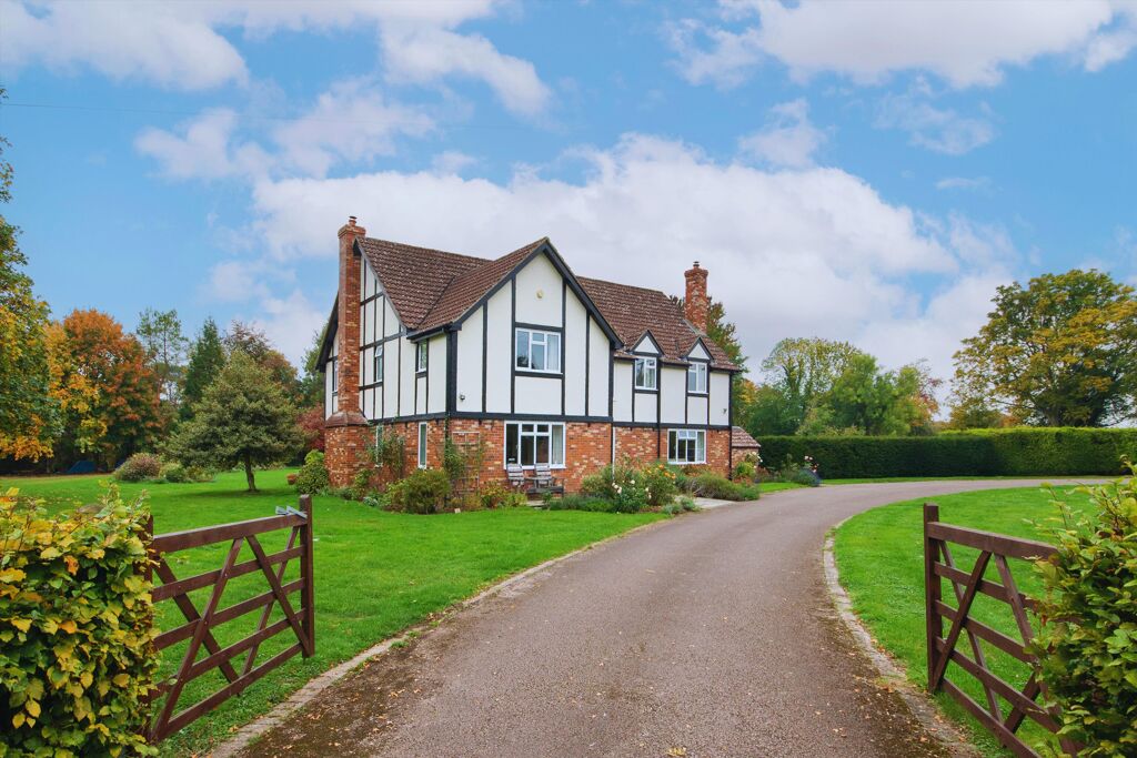 Image of Over Old Road, Hartpury, Gloucestershire, GL19