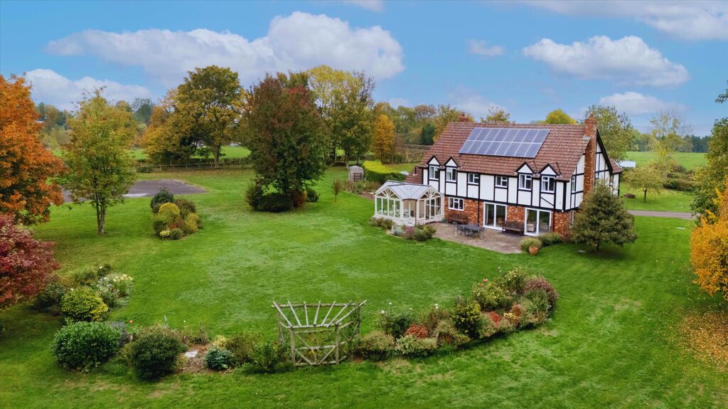 Image of Over Old Road, Hartpury, Gloucestershire, GL19