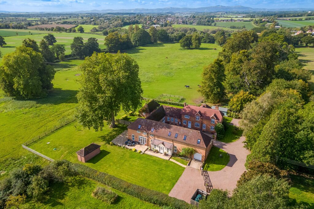 Image of Upper End, Birlingham, Worcestershire WR10