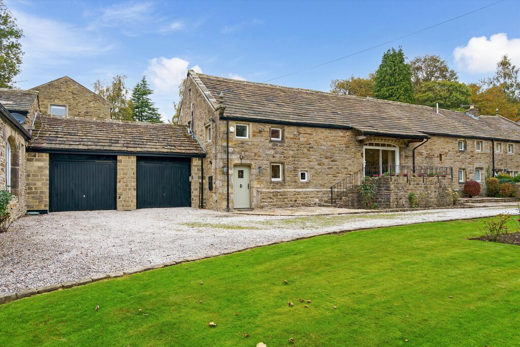 Image of Kildwick Hall Mews, Kildwick, Keighley, North Yorkshire, BD20