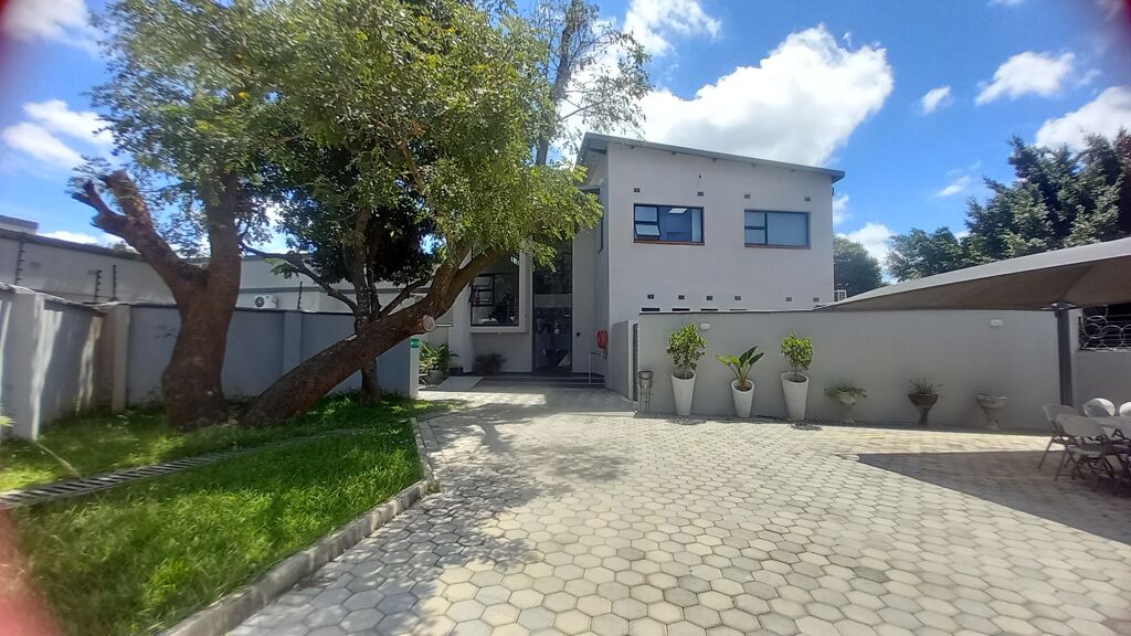 Image of Leopards Hill Road, Lusaka